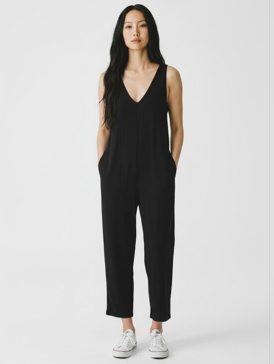 Papillon Blanc Pants - Papillon Sleeveless V-Neck Black Jumpsuit with Pockets Size Large